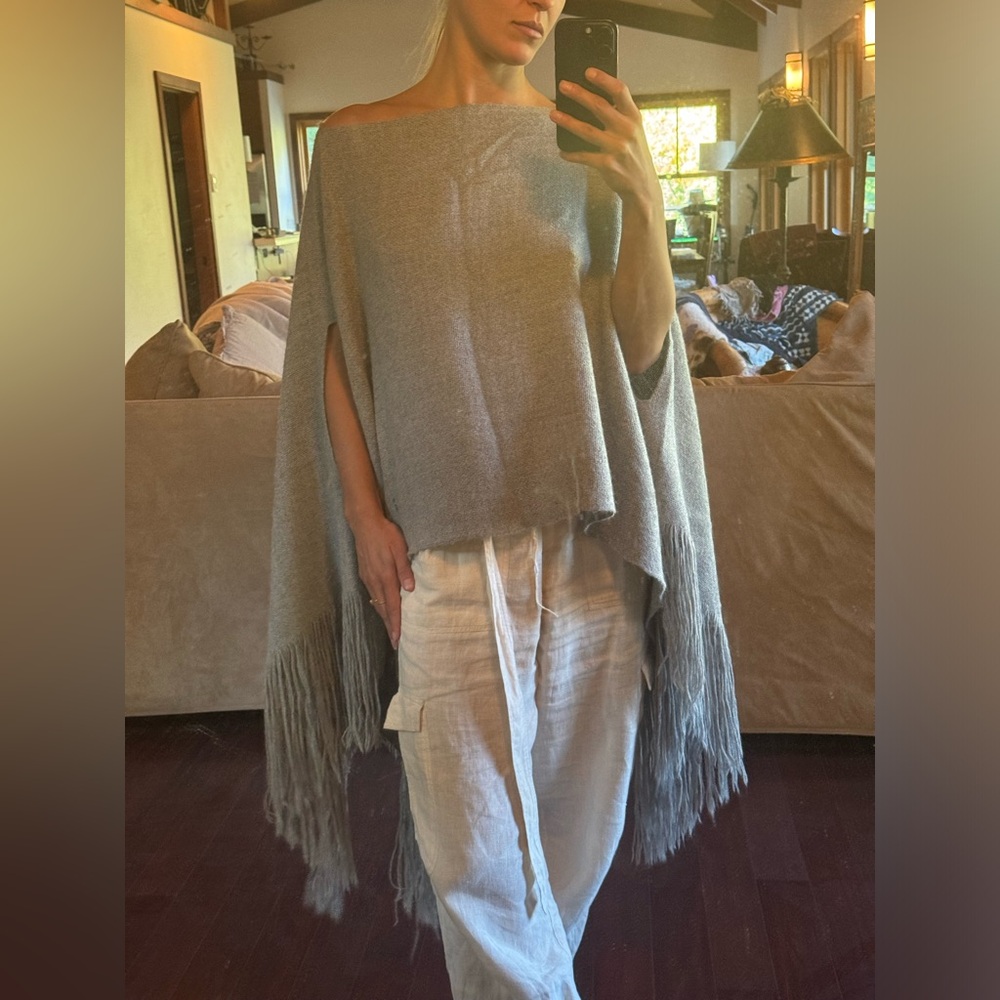 Matta Alpaca Poncho Sweater Fringe